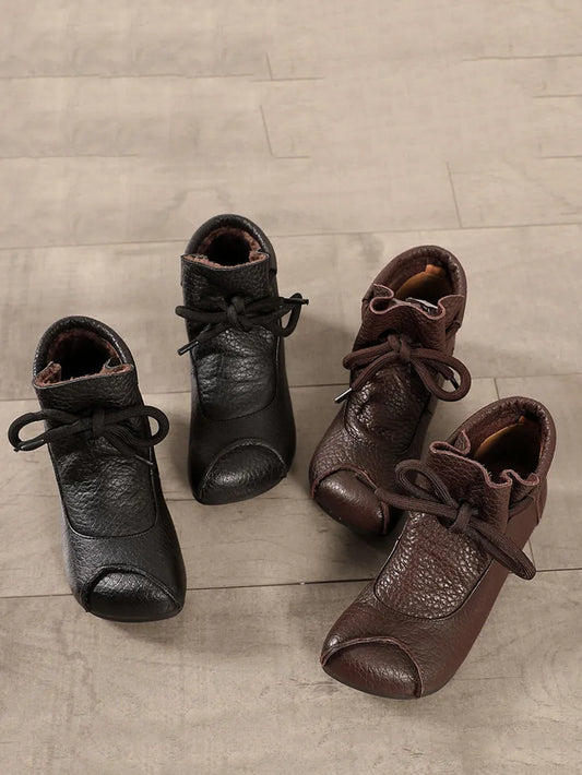 Finely Styled Boots with a Classic Vintage Look