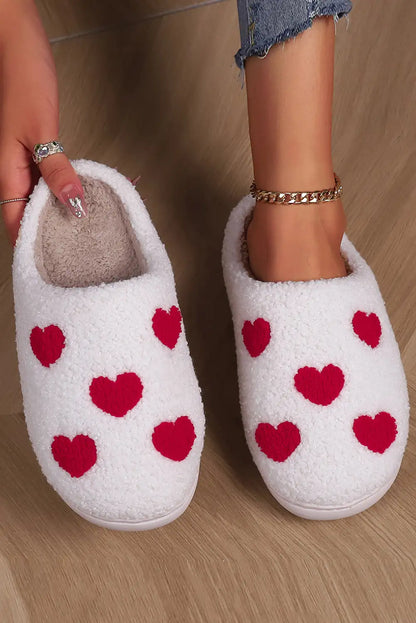 Elegantly Styled Slippers for Everyday Wear