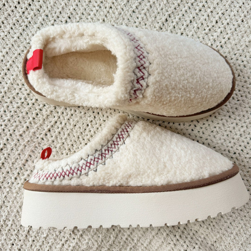 Vintage Style Slippers with a Modern Fit