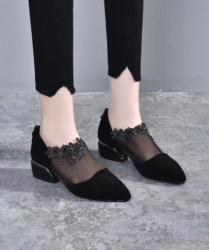Beautifully Finished Heels in a Timeless Design