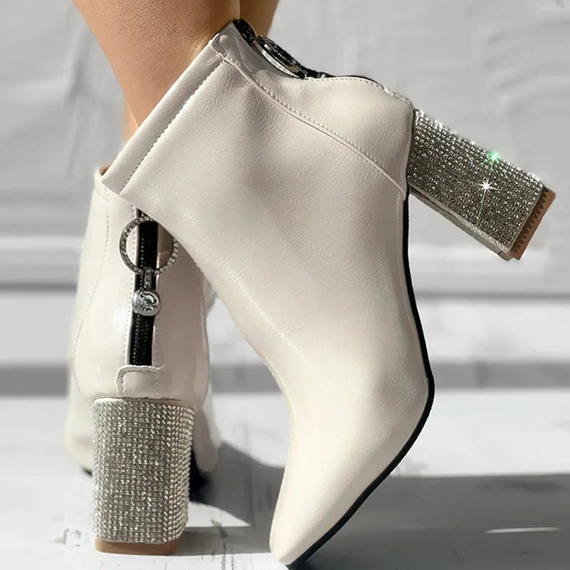 Elegantly Styled Shoes for Everyday Wear