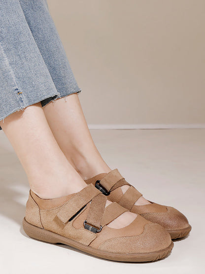 Casually Elegant Shoes with a Refined Edge