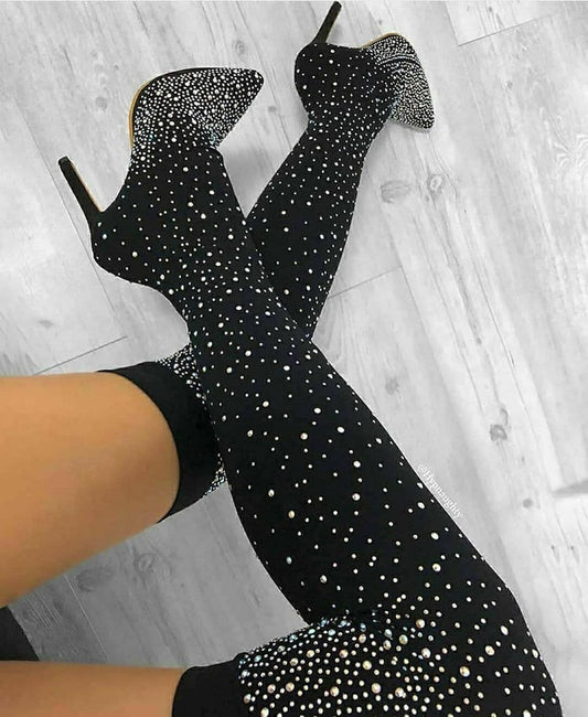 Beautifully Finished Heels in a Timeless Design