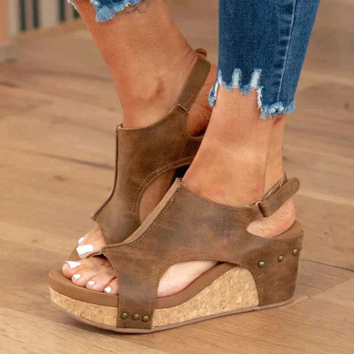 KS | Elegant summer wedge sandals
