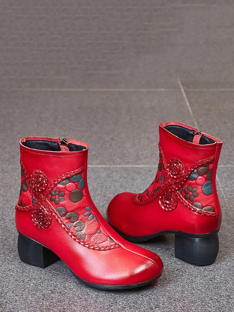 Finely Styled Boots with a Classic Vintage Look