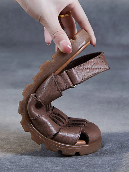 Casually Elegant Slippers with a Refined Edge