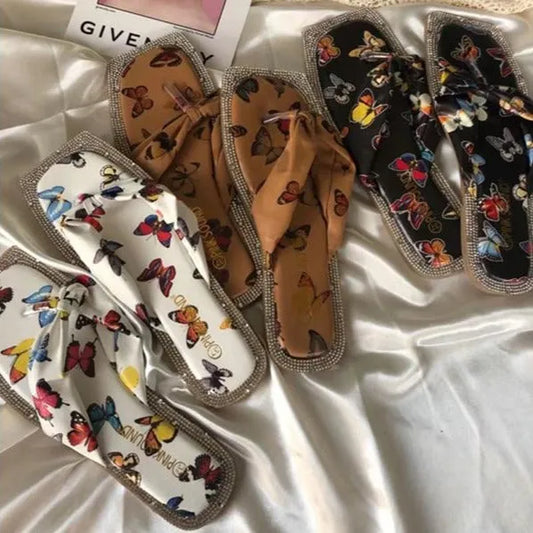 Classic Designed Slippers in a Timeless Cut