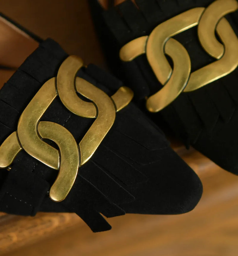Beautifully Finished Heels in a Timeless Design