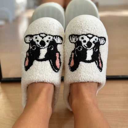 Effortlessly Elegant Slippers with a Timeless Design