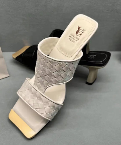 Classic Vintage Sandals with a Flattering Fit
