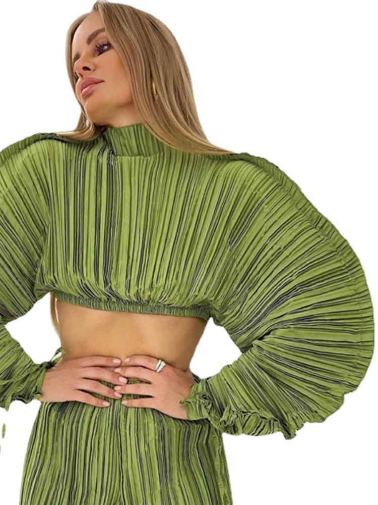 Mabel Plisse Batwing Sleeve Crop Top