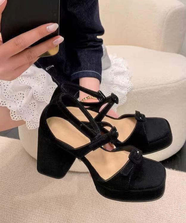 Elegantly Styled Sandals for Everyday Wear