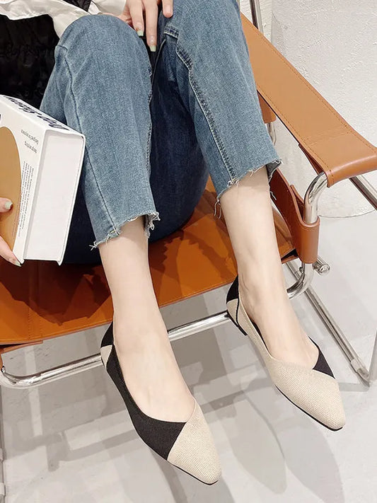 Contrast Color Pointed-toe Split-joint V-cut Flat Shoes Flats