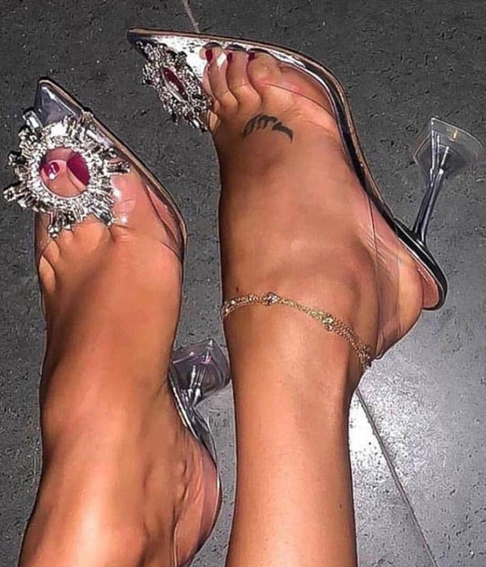 Casually Elegant Heels with a Refined Edge