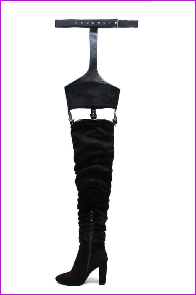 Finely Styled Boots with a Classic Vintage Look
