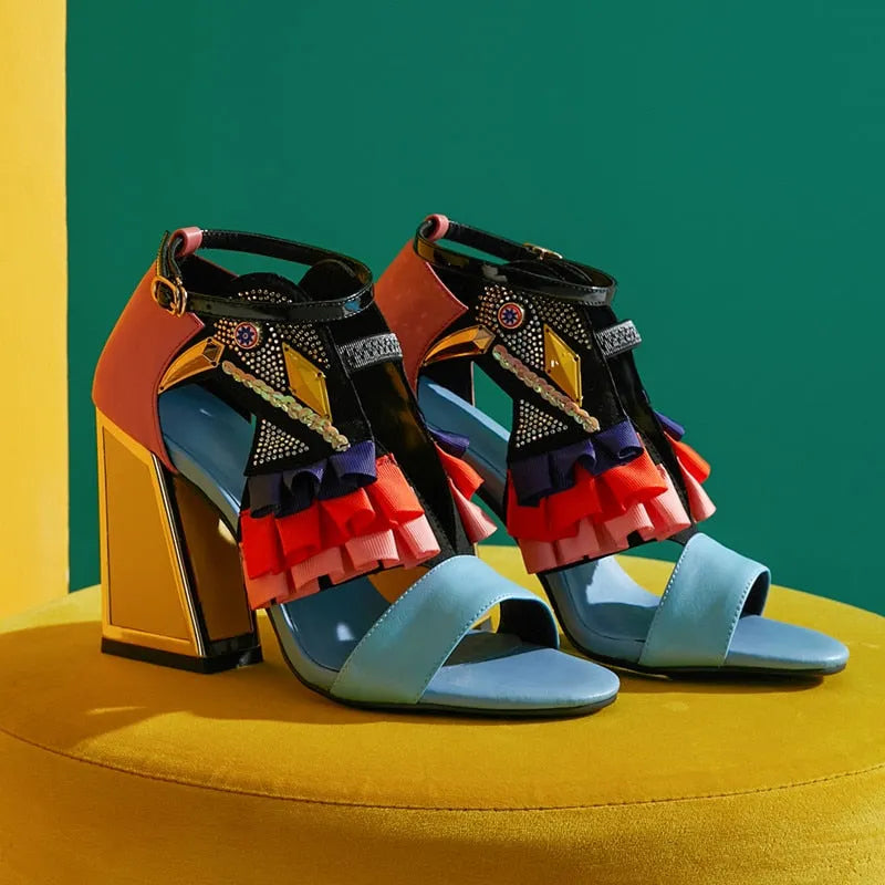 Effortlessly Elegant Heels with a Timeless Design