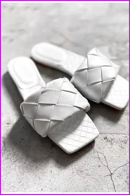 Vintage Style Slippers with a Modern Fit