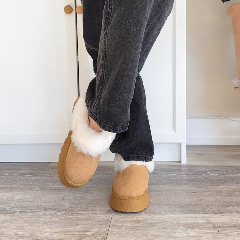 Beautifully Crafted Slippers in a Classic Style