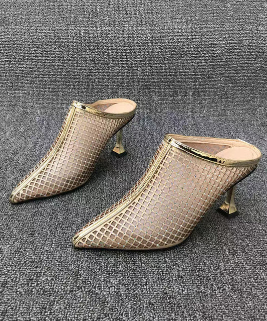 Finely Styled Sandals with a Classic Vintage Look