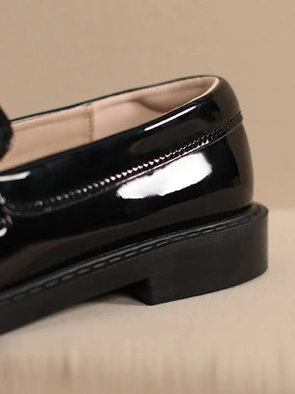 Round-toe Split-joint Loafers