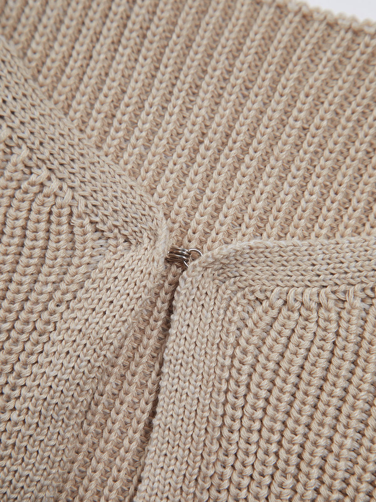 Classic Hook-and-eye Knit Vest