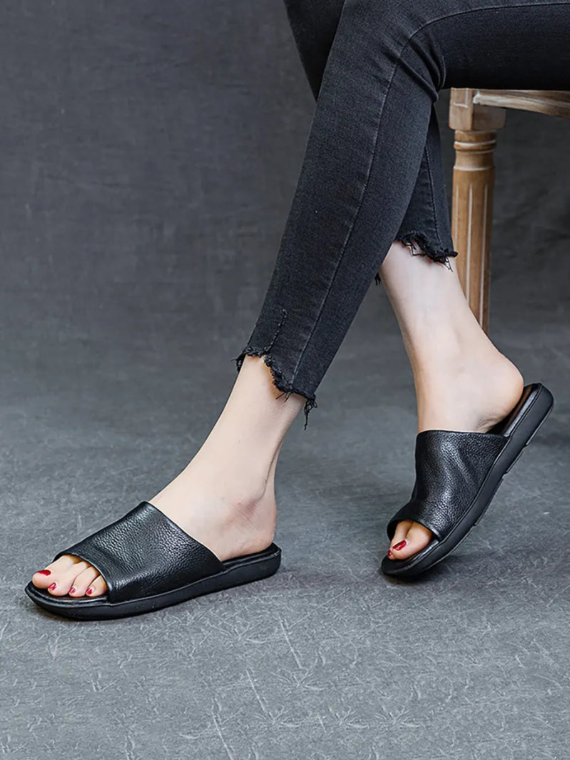 Classic Designed Slippers in a Timeless Cut