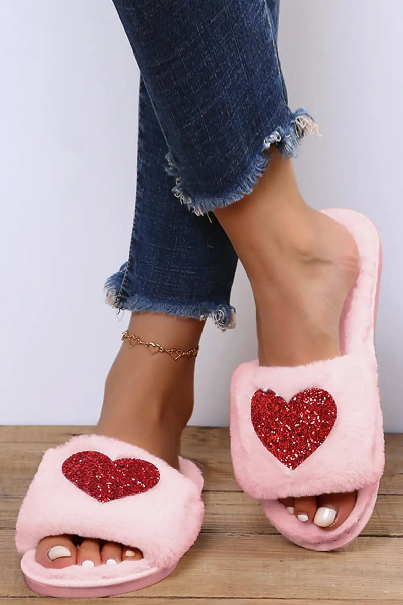Elegantly Styled Slippers for Everyday Wear