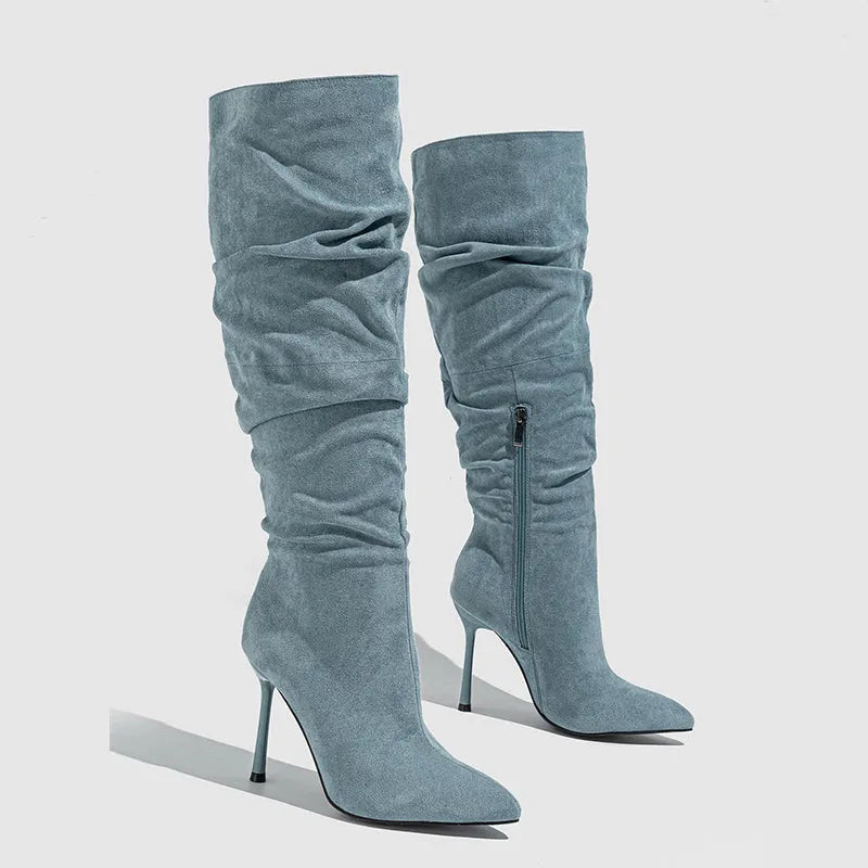 Effortlessly Elegant Shoes with a Timeless Design