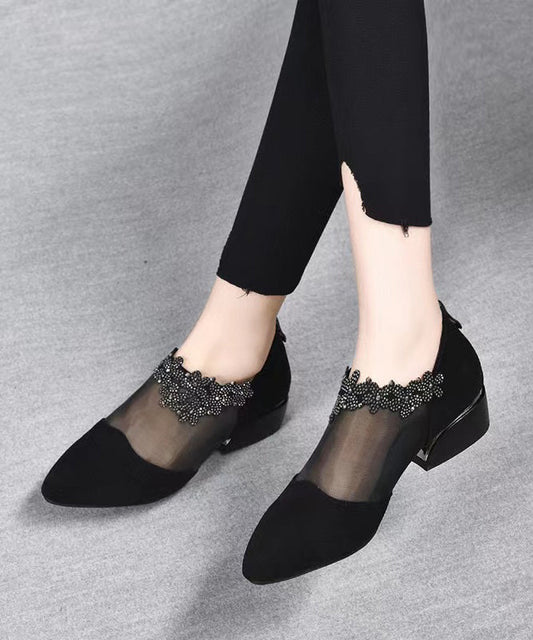 Beautifully Finished Heels in a Timeless Design