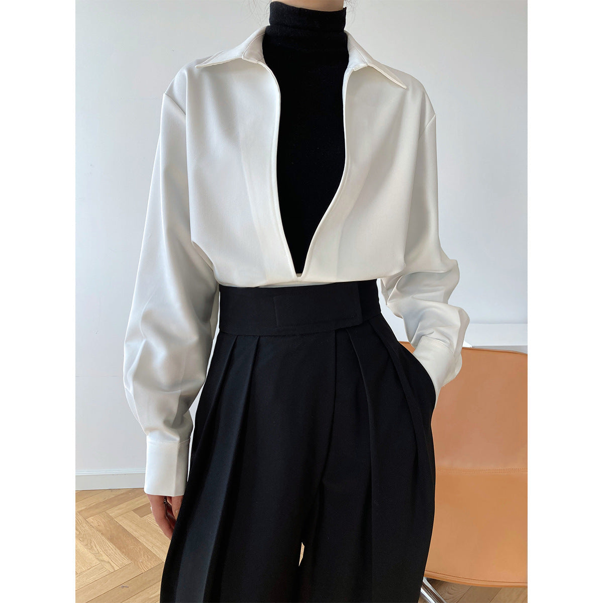 Autumn Young Long Sleeve V-neck Shirt Fashionable Outerwear Bandage Top