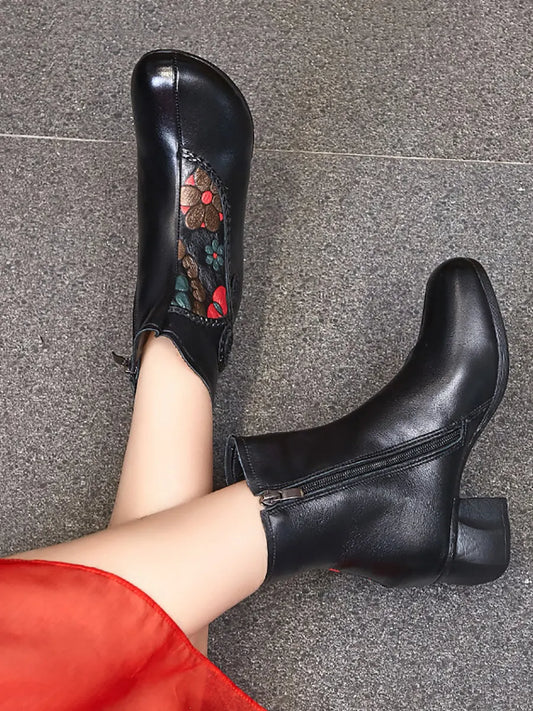 Casually Elegant Boots with a Refined Edge