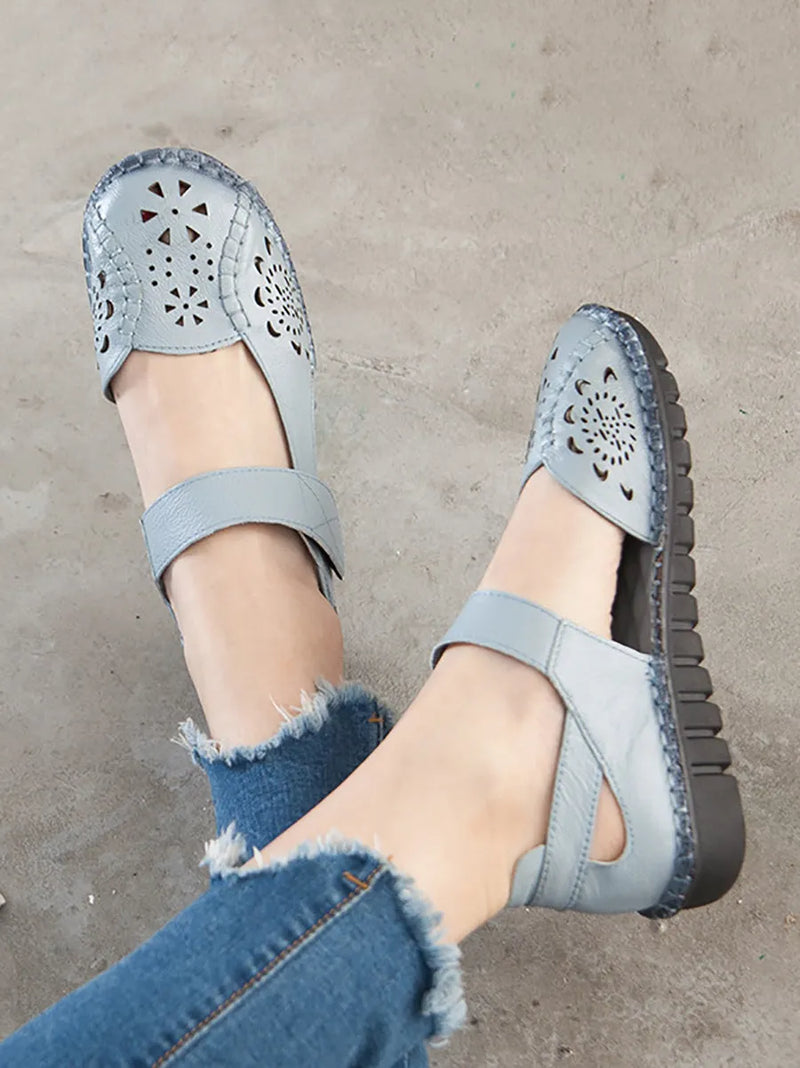 Casually Elegant Sandals with a Refined Edge