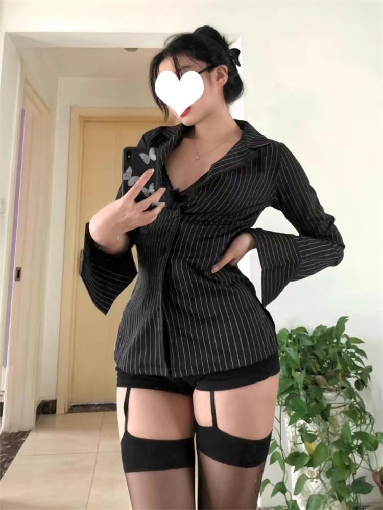 Blouses Black Stripe Slim Fit Shirts Long Sleeve Top Korean Office Lady Aesthetic Shirt