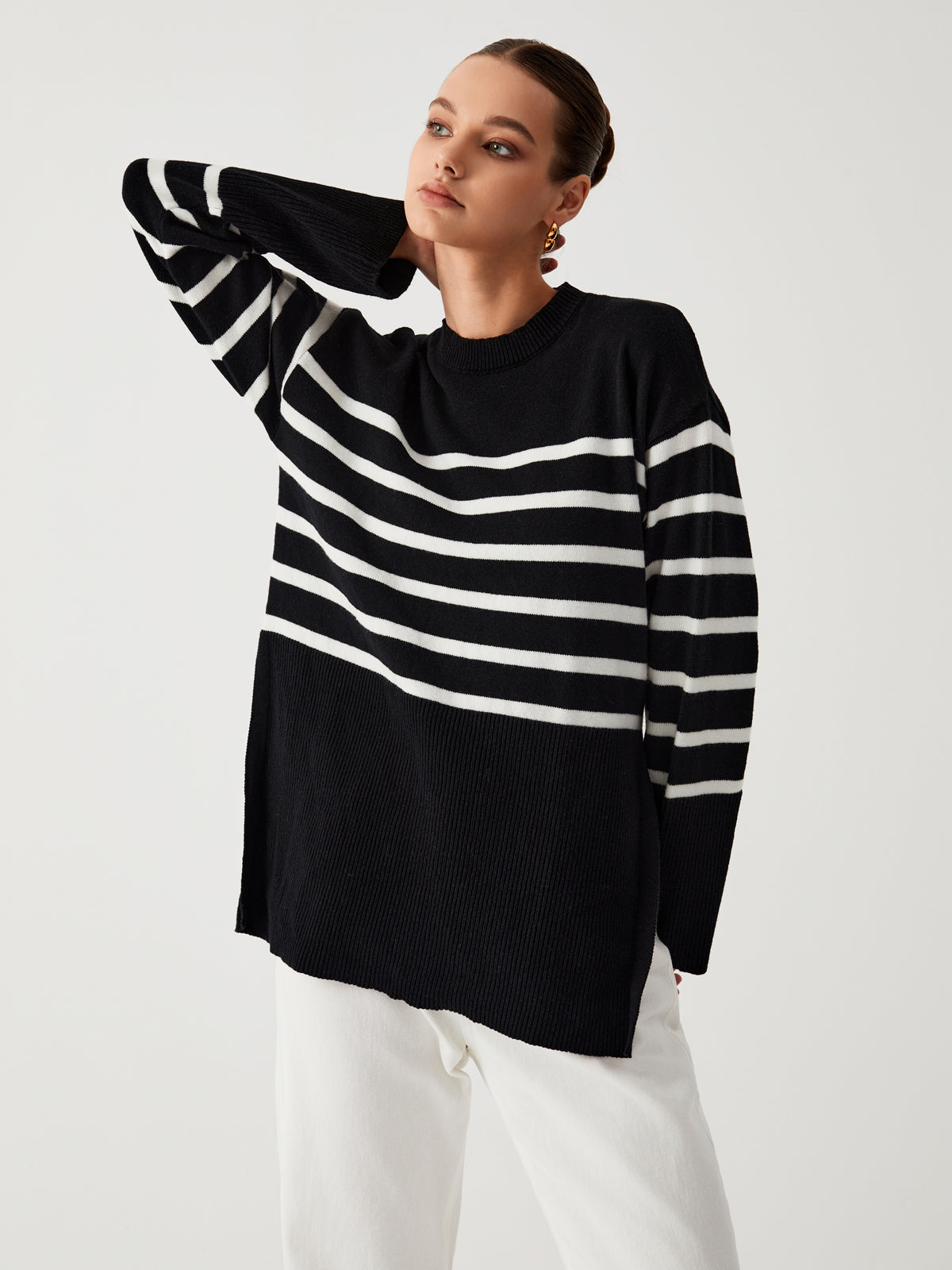 JO | Oversized sweater with stripes
