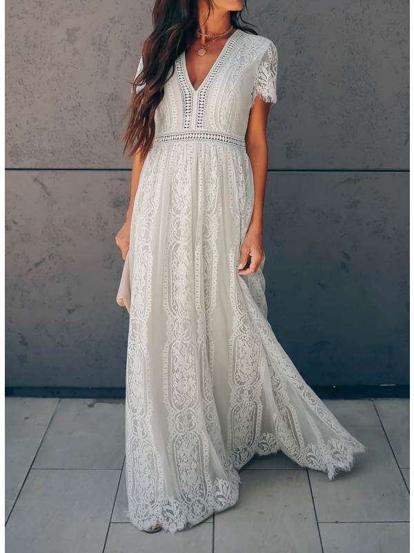 KS | Long lace dress with short sleeves and V-neckline