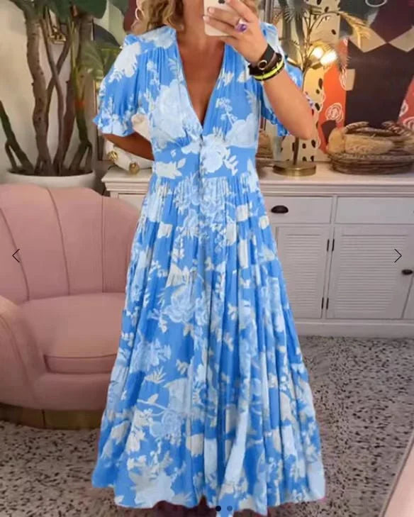 KS | Comfortable long dress with V-neck and pochette