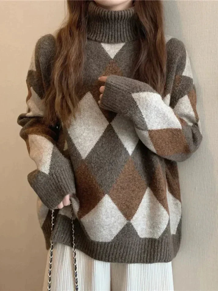 JO | Sweater with high neckline in checkerboard pattern
