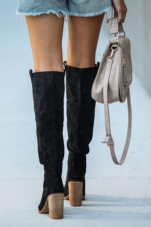 JO | Stylish and supportive orthopaedic boots