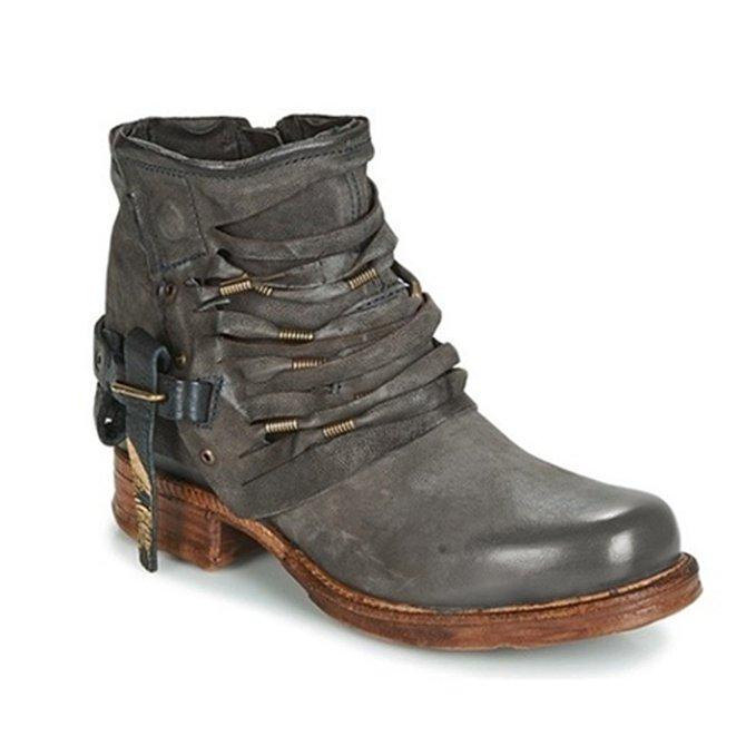JO | Comfortable and fashionable orthopaedic summer boots