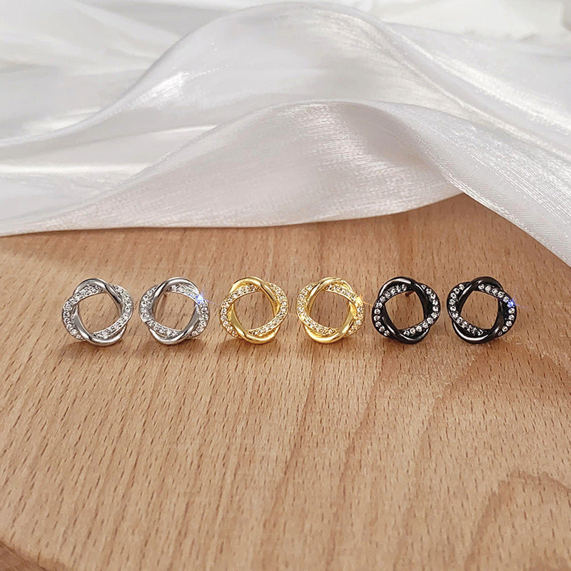 Romantic Earring for Special Moments