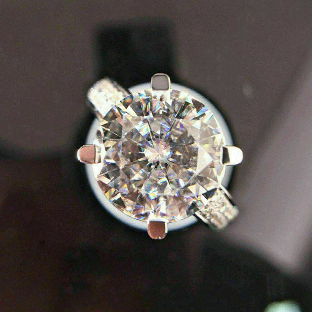 Stunning Ring for Daily Wear
