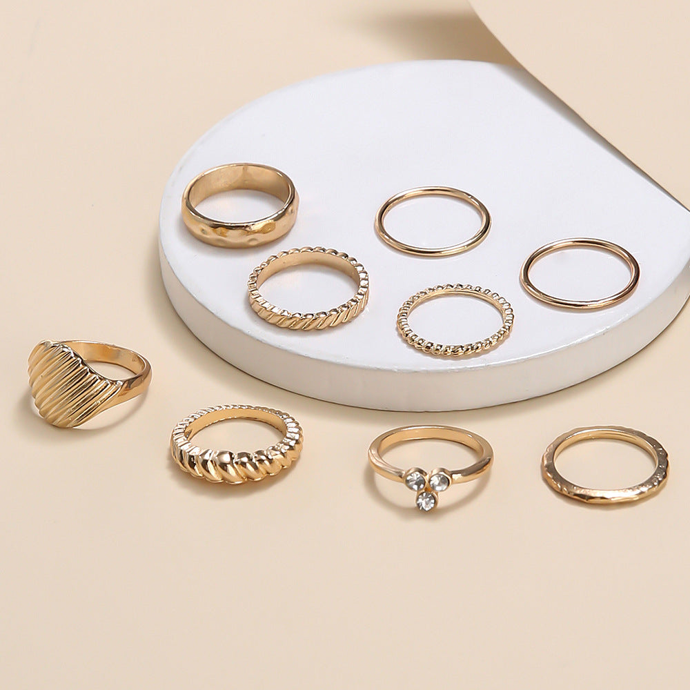 Beautiful Gold Set with Unique Style