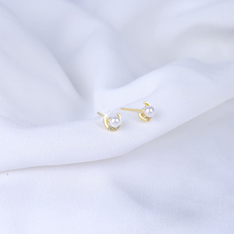 Stunning Pearl Earring for Daily Wear