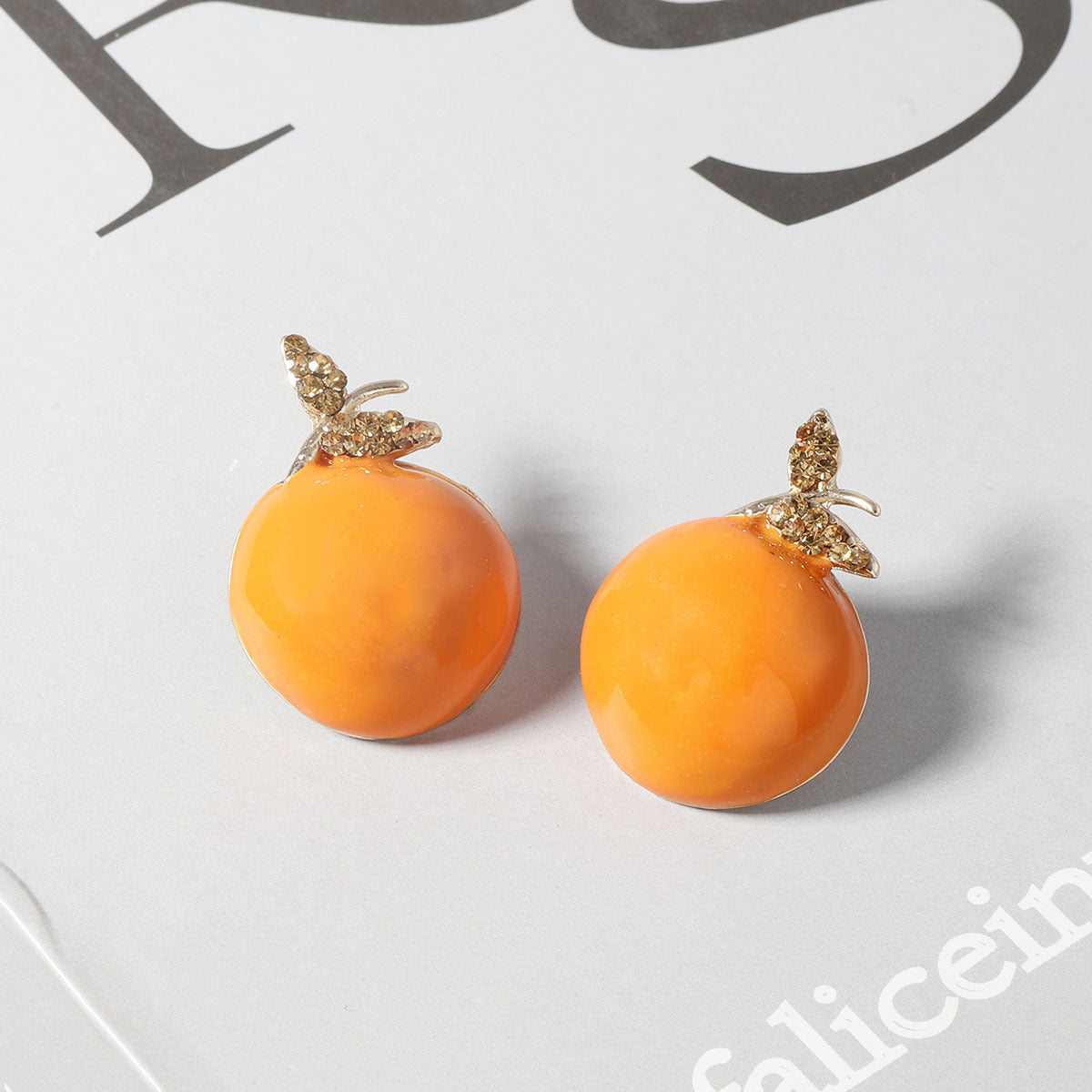 Charming Earring for Any Occasion