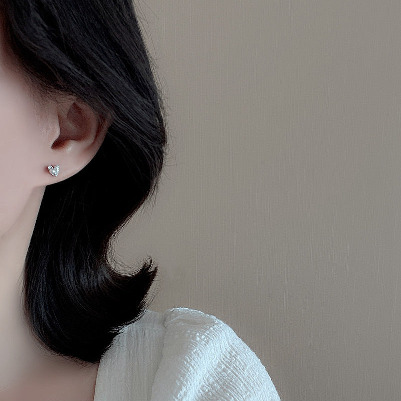 Romantic Pearl Earring for Special Moments