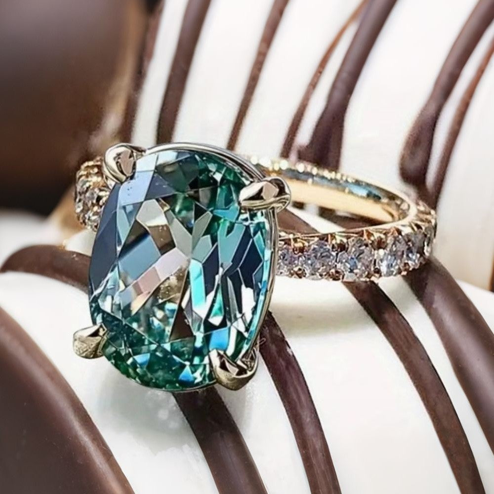 Stunning Gold Ring for Daily Wear