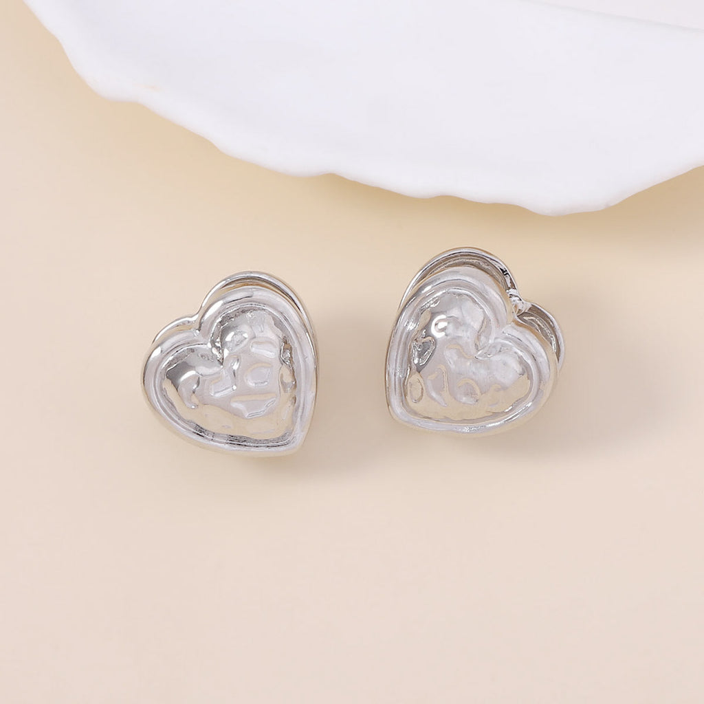 Charming Piece for Any Occasion