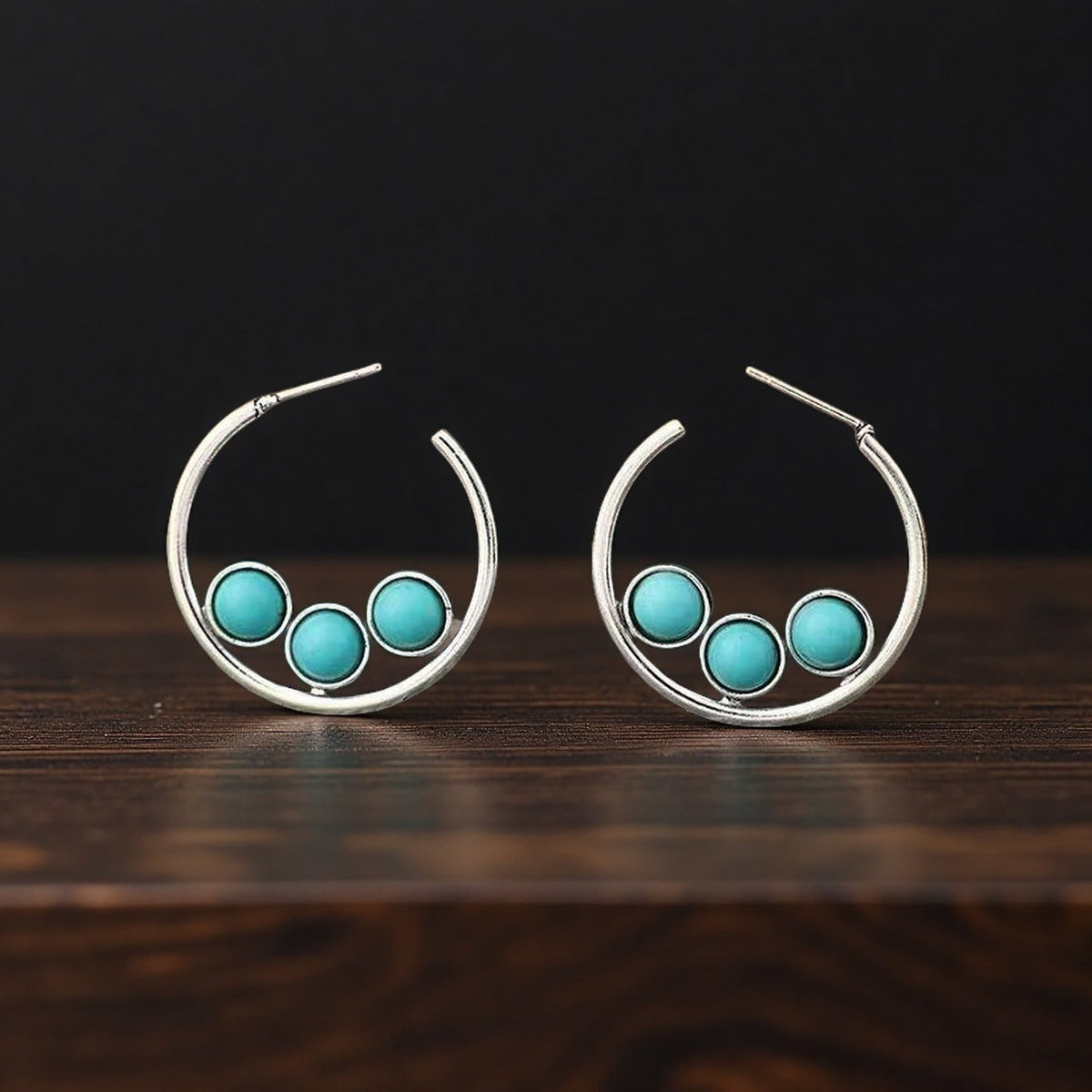 Classic Earring with Timeless Appeal