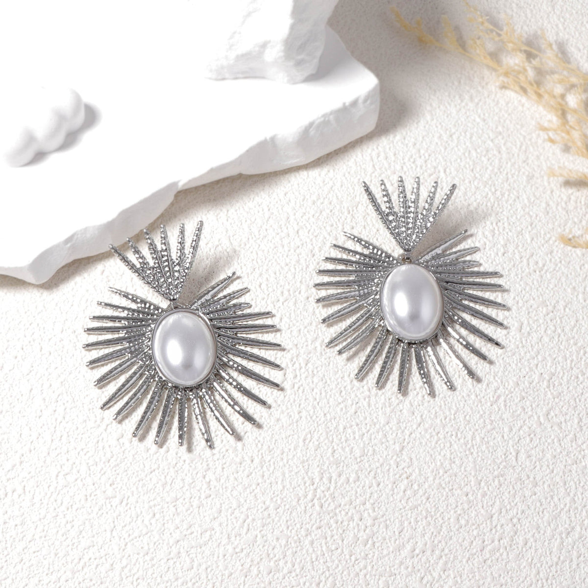 Classic Pearl Earring with Timeless Appeal
