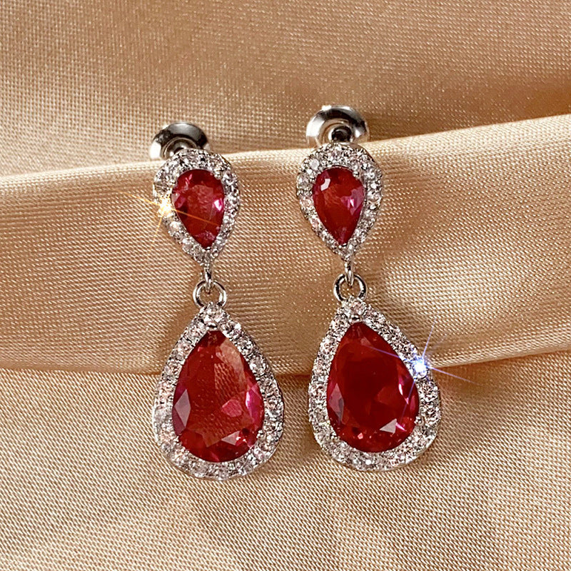 Classic Earring with Timeless Appeal